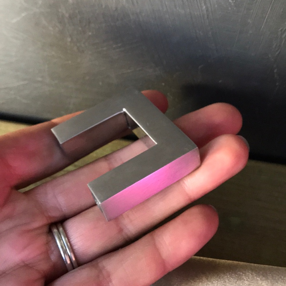 Linnea Small Square Pull - Picture 2 of 3